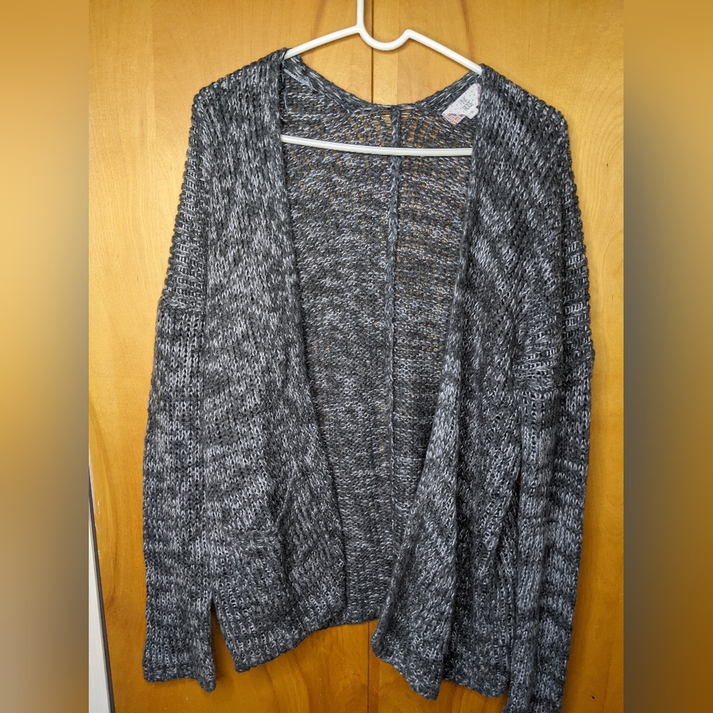 Sweater Cardigan Pink Rose Size Medium color gray